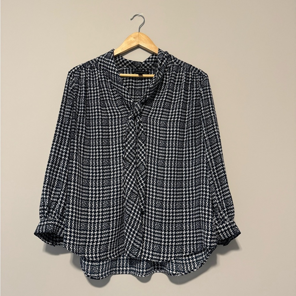 Banana Republic Houndstooth Blouse - Flowy - Size L
